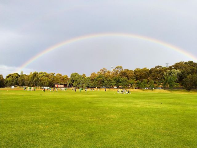 Found ourselves playing football under a massive rainbow yesterday! Found No pot of gold but sure did put up a great fight against @vincentchrisp 😄

#archisoccer #archisoccermelb